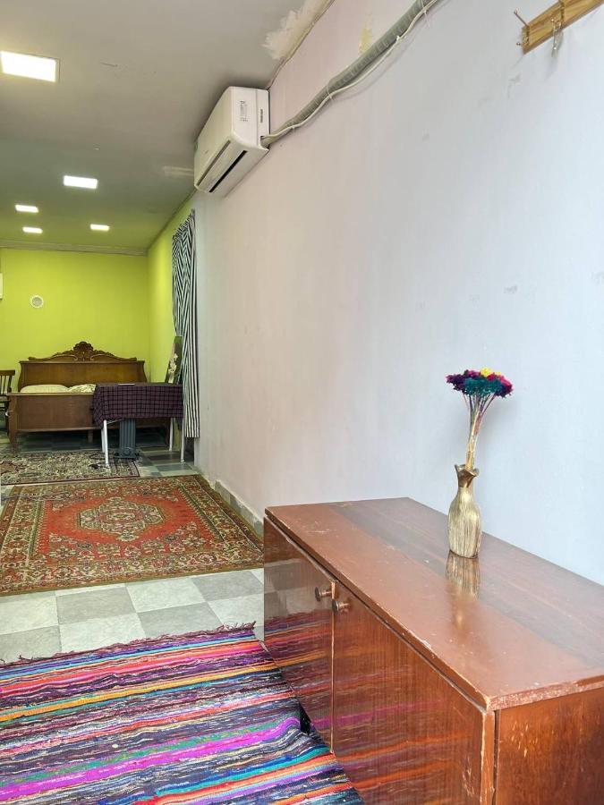 Ferienwohnung Vahe'S Family Guests House Erivan Exterior foto